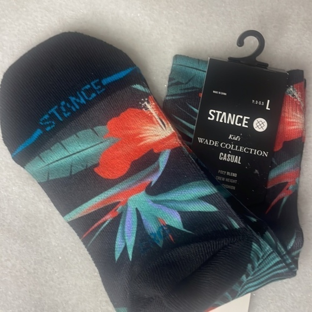 Stance Kids Wade Collection Tropical Floral Crew Socks New Size Youth 3-5.5